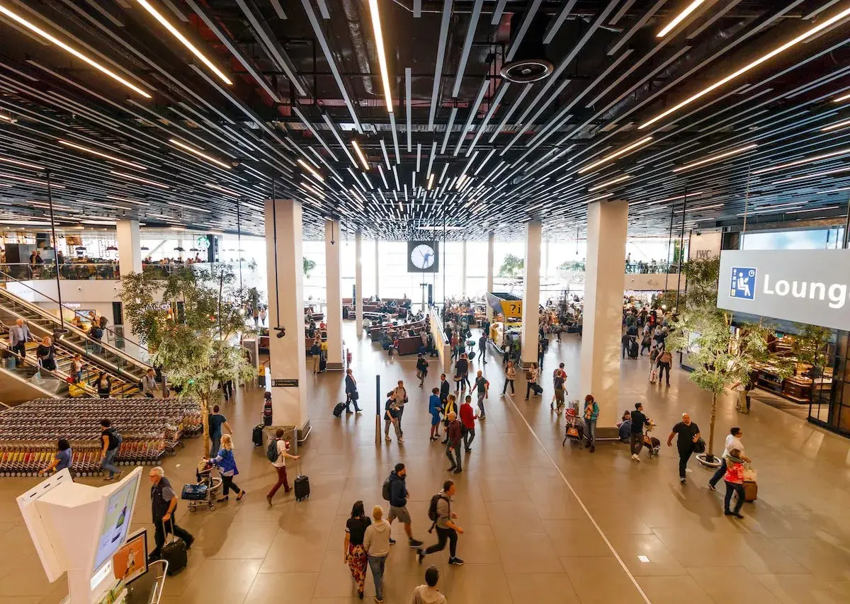 EXPERIENCE AMSTERDAM AIRPORT