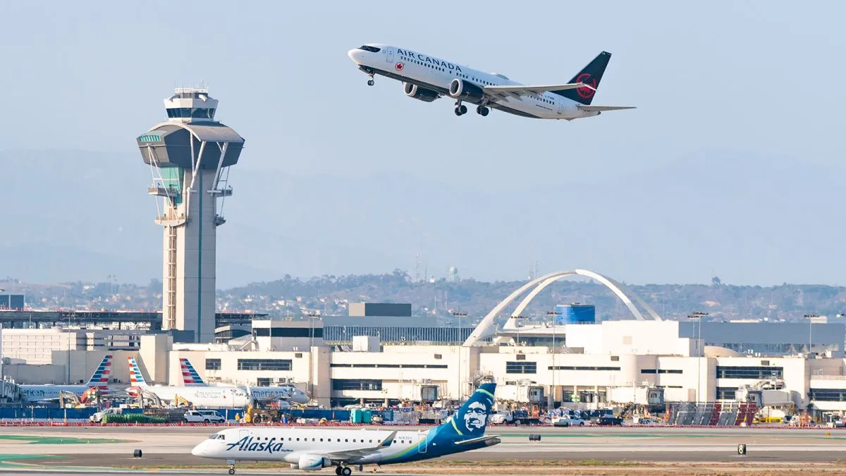 EXPERIENCE LOS ANGLES AIRPORT