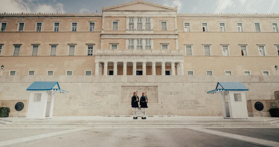 Take a Quick Trip to Athens (4+ Hours Layover) Take a Quick Trip to Athens (4+ Hours Layover)