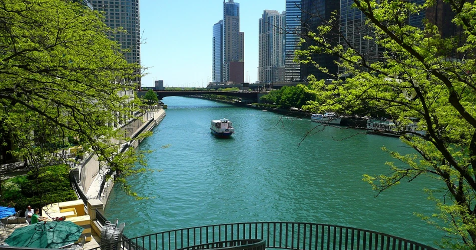 Entertainment Havens and Relaxation Retreats: Entertainment Havens and Relaxation Retreats: