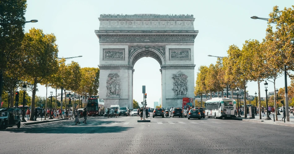 A Parisian Escape (For Longer Layovers): A Parisian Escape (For Longer Layovers):