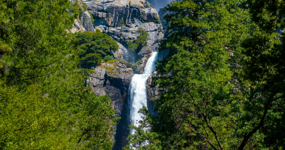 The national park Yosemite The national park Yosemite